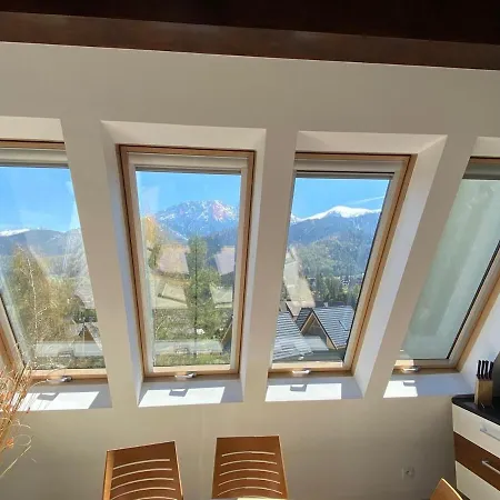 W Chmurach Widokowy Daire